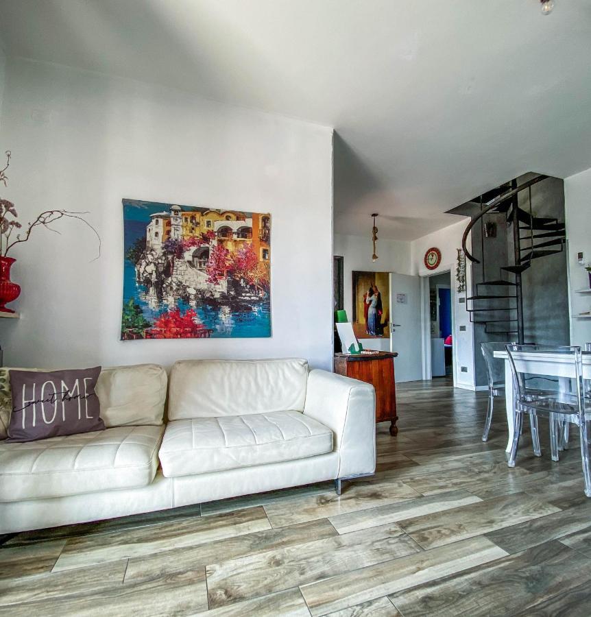 Nest Guesthouse Кастелнуово дел Гарда Екстериор снимка